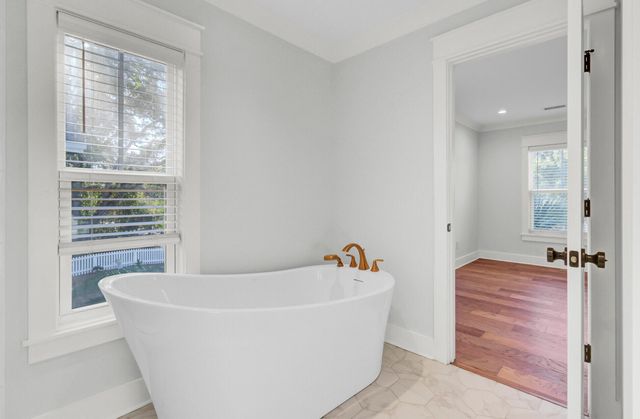 515 Bank Street, Mount Pleasant, SC 29464