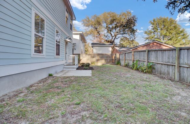 515 Bank Street, Mount Pleasant, SC 29464