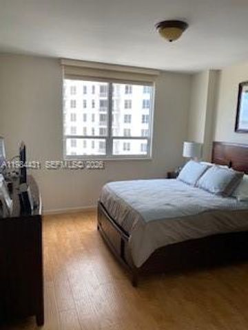 801 Brickell Key Blvd 907, Miami, FL 33131