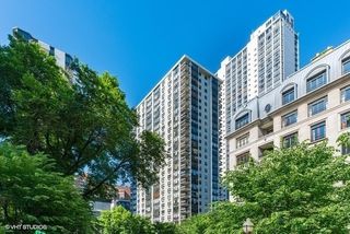 1313 N Ritchie Court 2701, Chicago, IL 60610