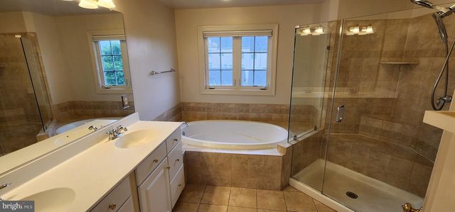 23812 BURDETTE FOREST RD, Clarksburg, MD 20871