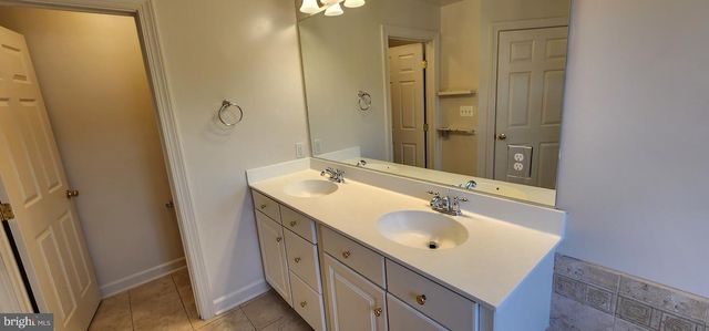 23812 BURDETTE FOREST RD, Clarksburg, MD 20871