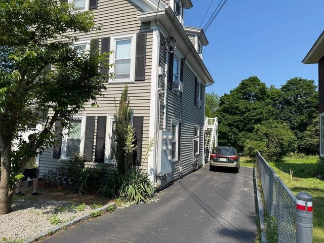 471 Gleasondale Road 2, Stow, MA 01775