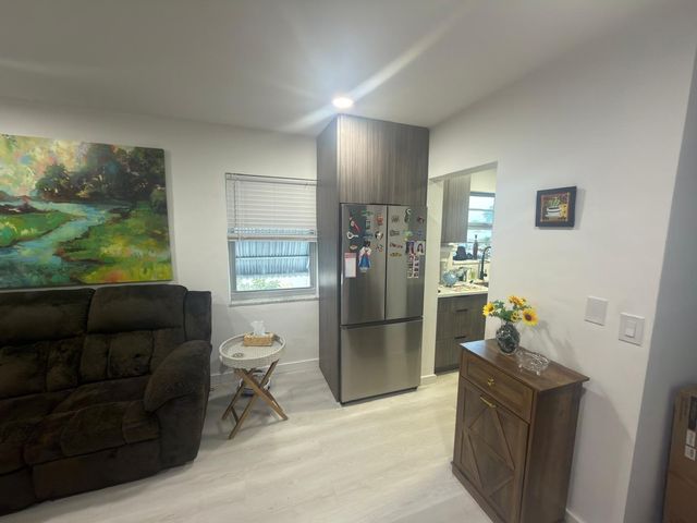 401 S GOLF Boulevard 270, Pompano Beach, FL 33064