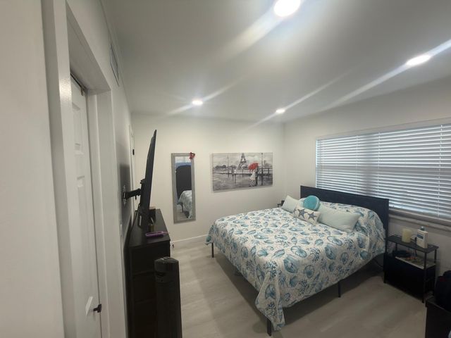 401 S GOLF Boulevard 270, Pompano Beach, FL 33064