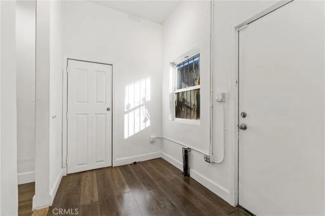 11170 Burbank, North Hollywood, CA 91601