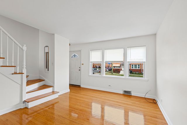 3624 Van Buren Street A, Bellwood, IL 60104