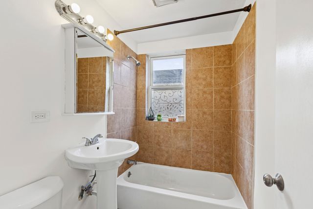 3624 Van Buren Street A, Bellwood, IL 60104