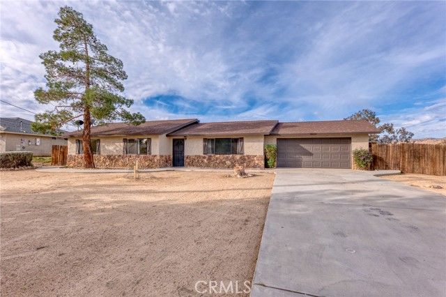 6960 Lennox, Yucca Valley, CA 92284