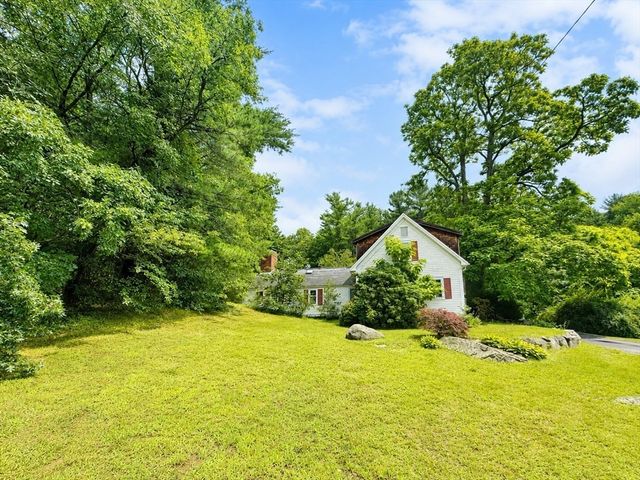 54 Rockwood Rd, Norfolk, MA 02056