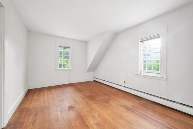 54 Rockwood Rd, Norfolk, MA 02056