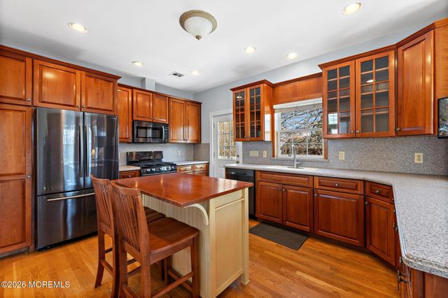 923 Barnegat Lane, Mantoloking, NJ 08738