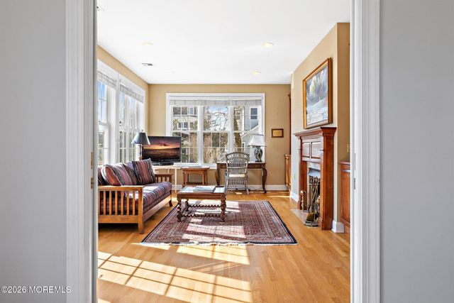 923 Barnegat Lane, Mantoloking, NJ 08738