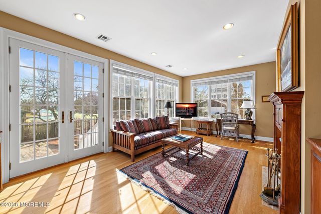 923 Barnegat Lane, Mantoloking, NJ 08738