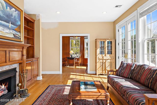 923 Barnegat Lane, Mantoloking, NJ 08738