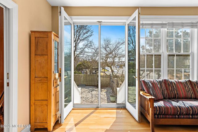 923 Barnegat Lane, Mantoloking, NJ 08738