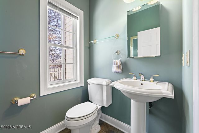 923 Barnegat Lane, Mantoloking, NJ 08738