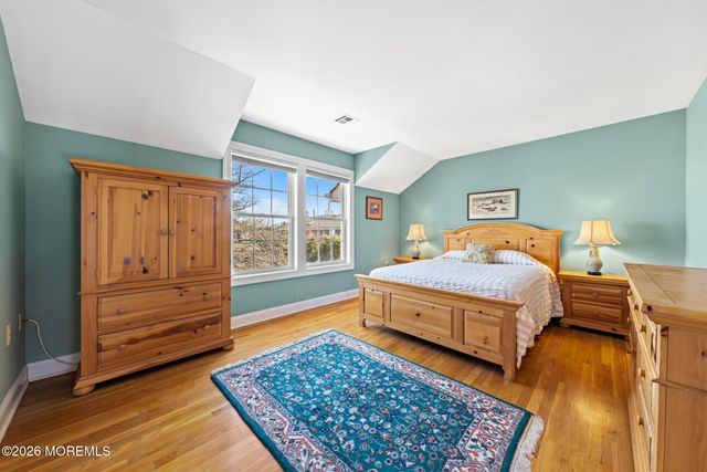 923 Barnegat Lane, Mantoloking, NJ 08738