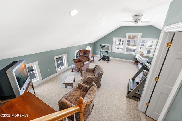 923 Barnegat Lane, Mantoloking, NJ 08738