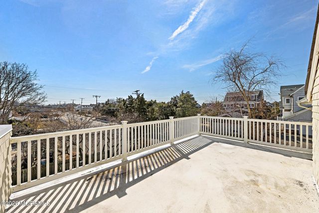 923 Barnegat Lane, Mantoloking, NJ 08738