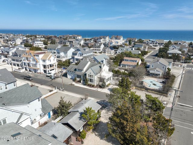 923 Barnegat Lane, Mantoloking, NJ 08738