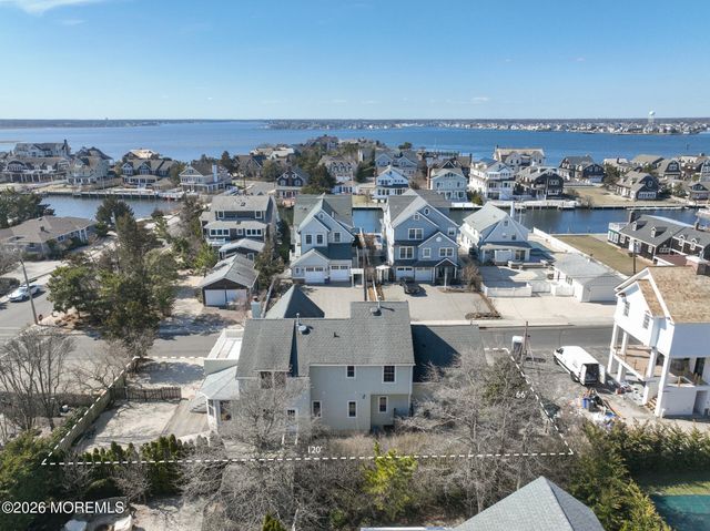 923 Barnegat Lane, Mantoloking, NJ 08738