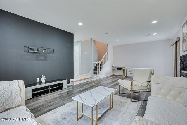 15 Orange Drive, Marlboro, NJ 07746