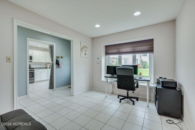 15 Orange Drive, Marlboro, NJ 07746