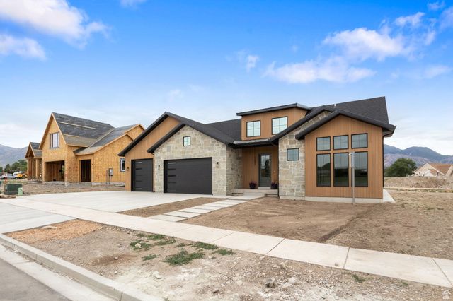 1082 N 350 E, American Fork, UT 84003