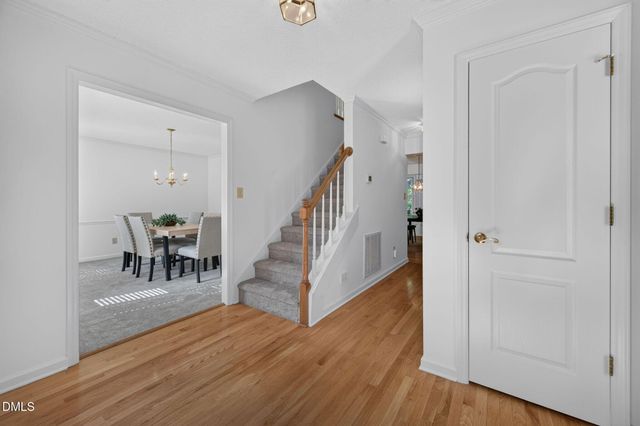 505 Heathridge Lane, Cary, NC 27513