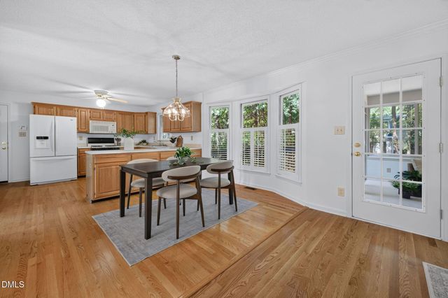 505 Heathridge Lane, Cary, NC 27513
