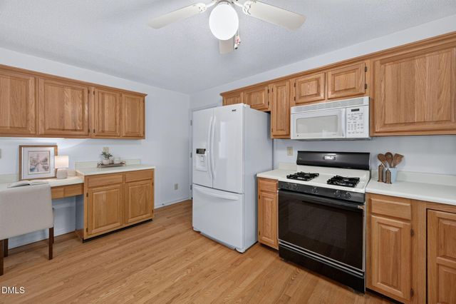 505 Heathridge Lane, Cary, NC 27513