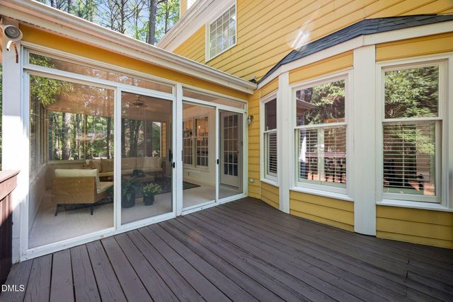 505 Heathridge Lane, Cary, NC 27513