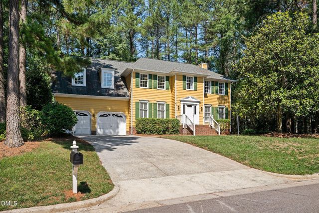 505 Heathridge Lane, Cary, NC 27513