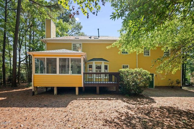505 Heathridge Lane, Cary, NC 27513