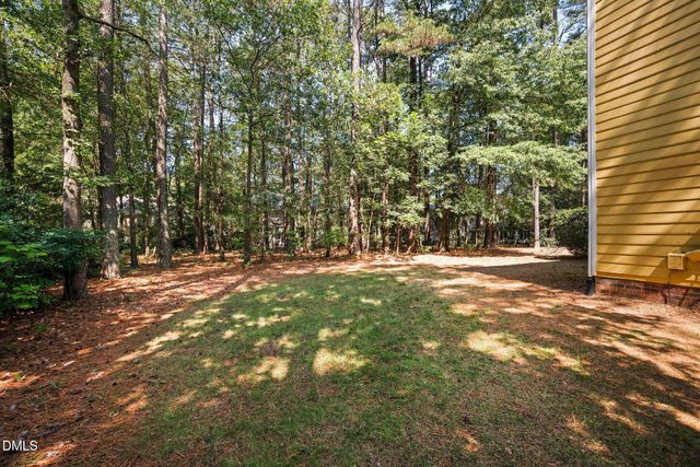 505 Heathridge Lane, Cary, NC 27513
