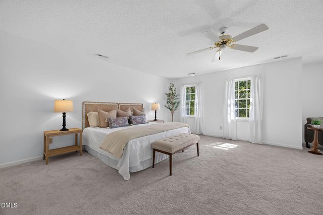 505 Heathridge Lane, Cary, NC 27513