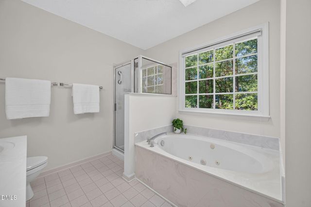 505 Heathridge Lane, Cary, NC 27513