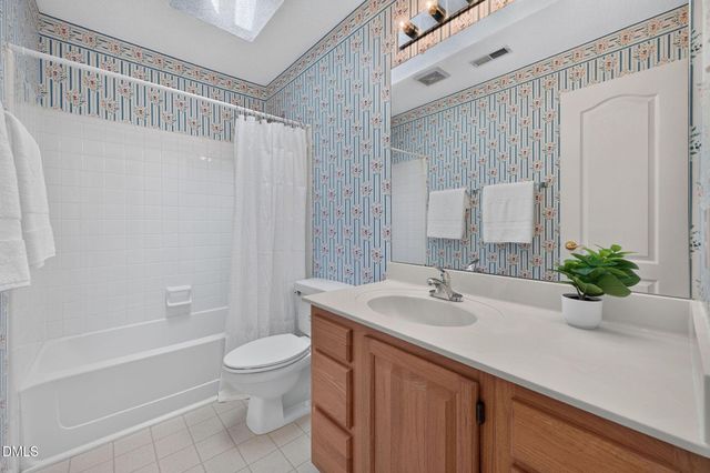 505 Heathridge Lane, Cary, NC 27513