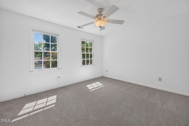 505 Heathridge Lane, Cary, NC 27513
