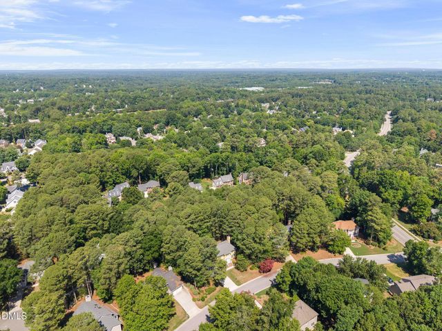 505 Heathridge Lane, Cary, NC 27513