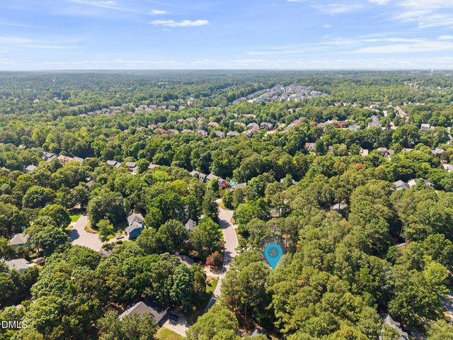 505 Heathridge Lane, Cary, NC 27513