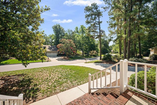 505 Heathridge Lane, Cary, NC 27513