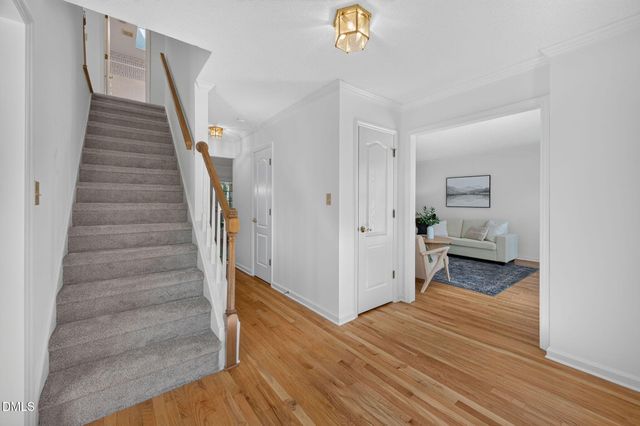 505 Heathridge Lane, Cary, NC 27513