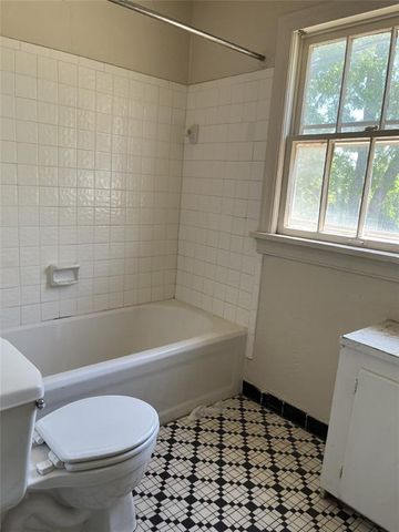 1802 Exchange Avenue, Oklahoma City, OK 73108