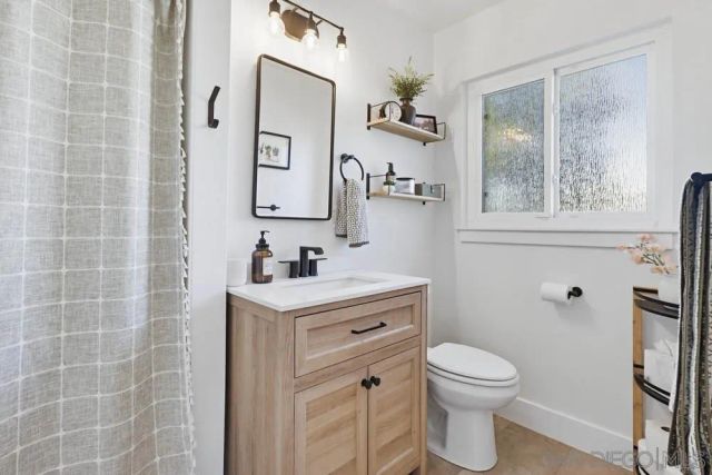 1421 Teton Dr, El Cajon, CA 92021