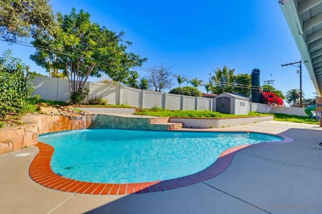 1421 Teton Dr, El Cajon, CA 92021