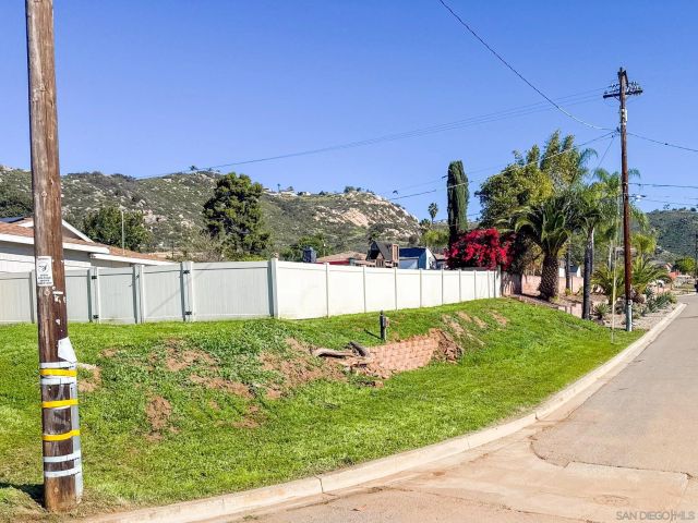 1421 Teton Dr, El Cajon, CA 92021