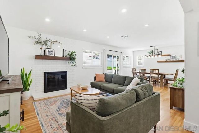 1421 Teton Dr, El Cajon, CA 92021