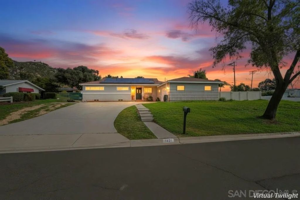 1421 Teton Dr, El Cajon, CA 92021